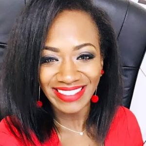 😍 New!!! Red Dangle Velvet Pom-Pom Earrings 💞